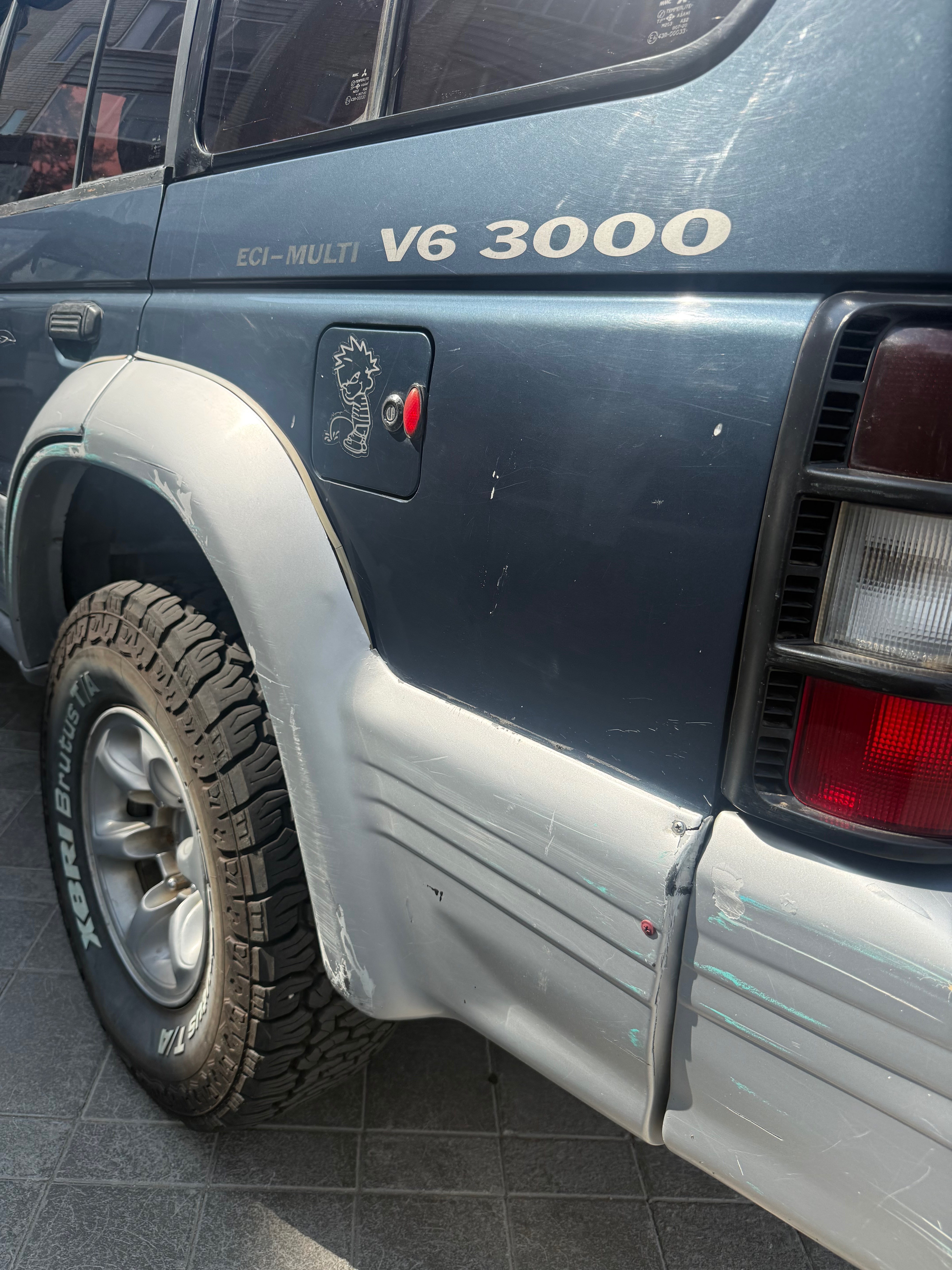 Mitsubishi Pajero 1992