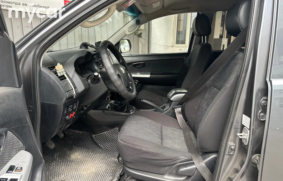 Toyota Hilux 2013