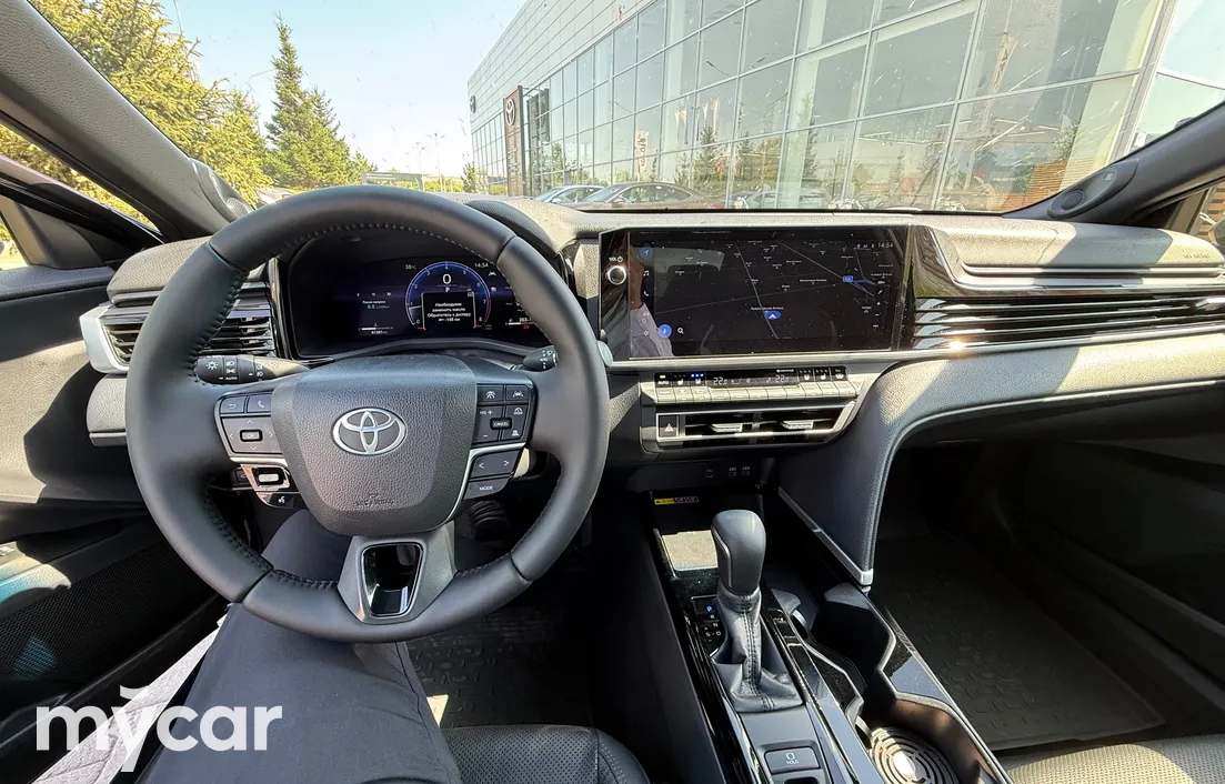 Toyota Camry 2024