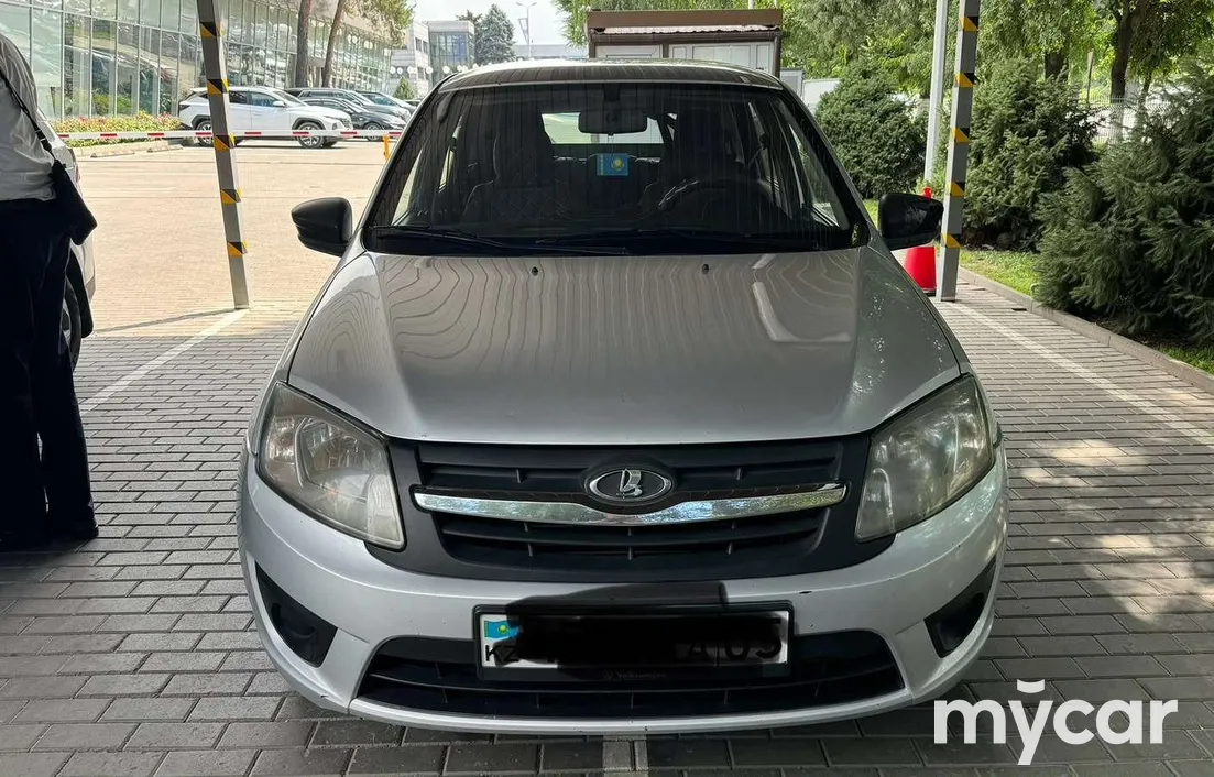 LADA Granta 2015