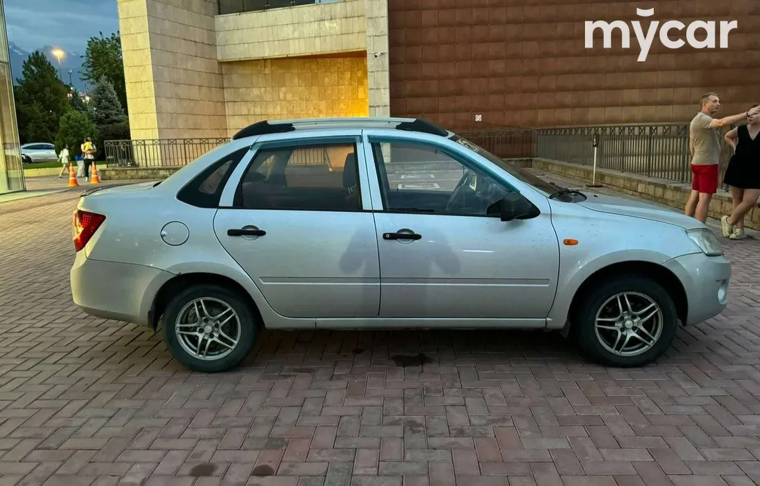 LADA Granta 2012