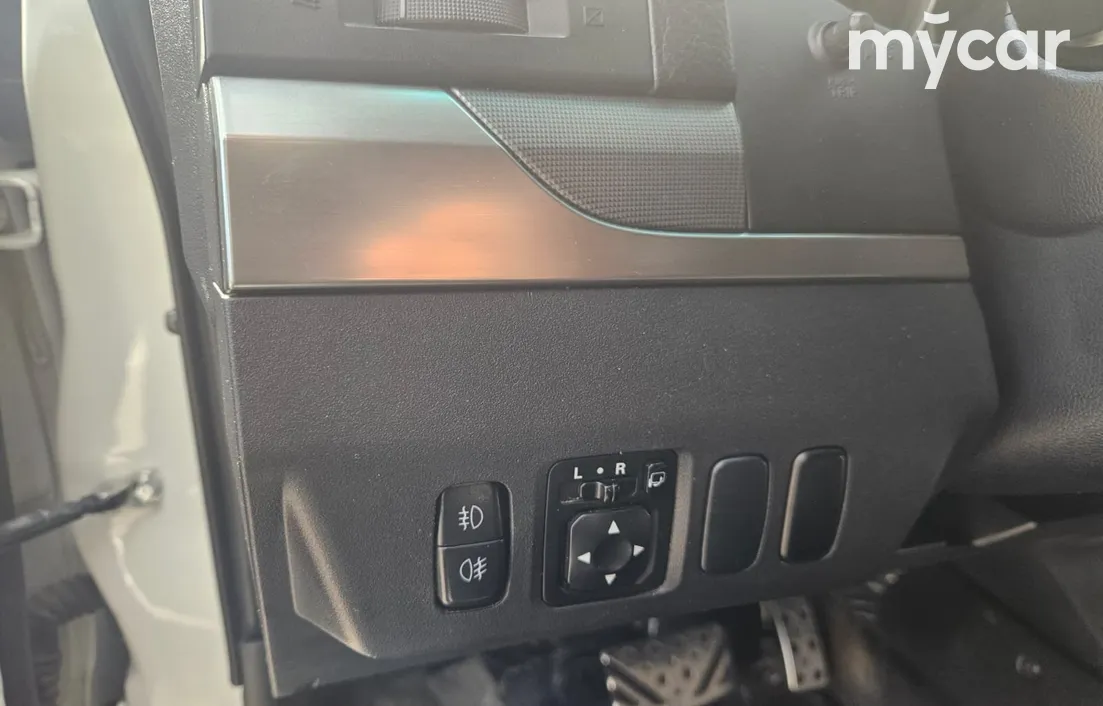 Mitsubishi Pajero 2015