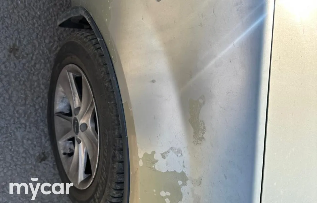 Renault Sandero 2010