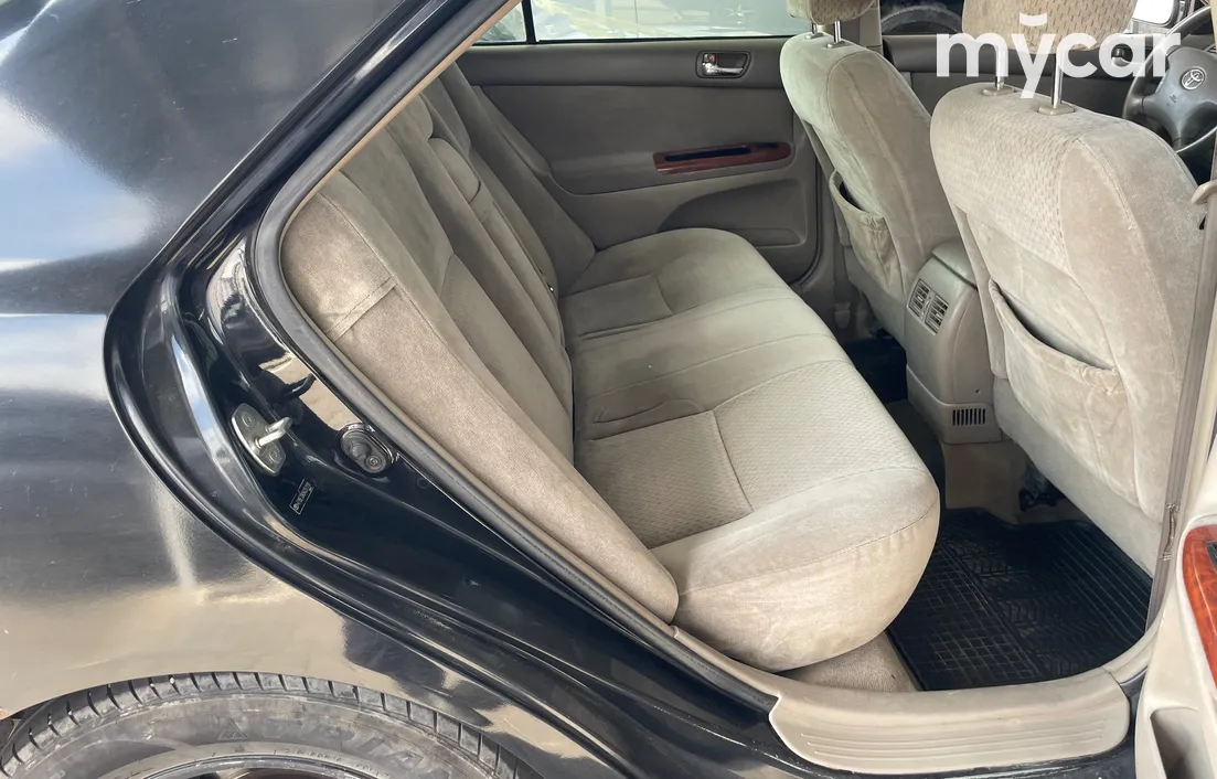 Toyota Camry 2004