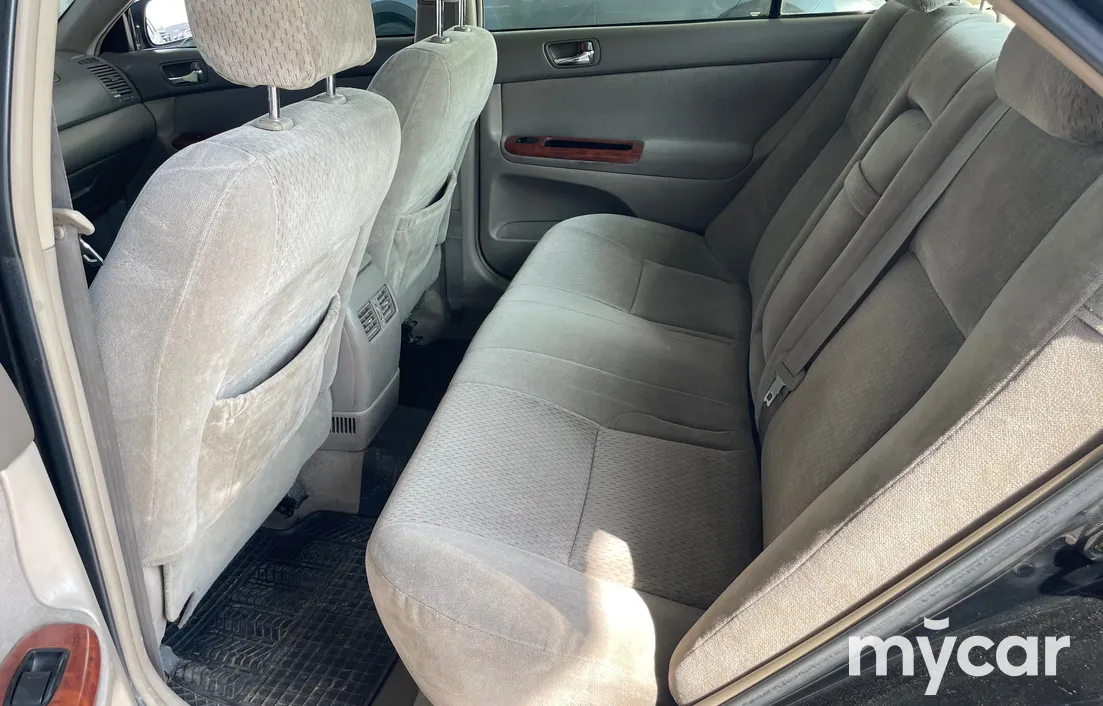 Toyota Camry 2004