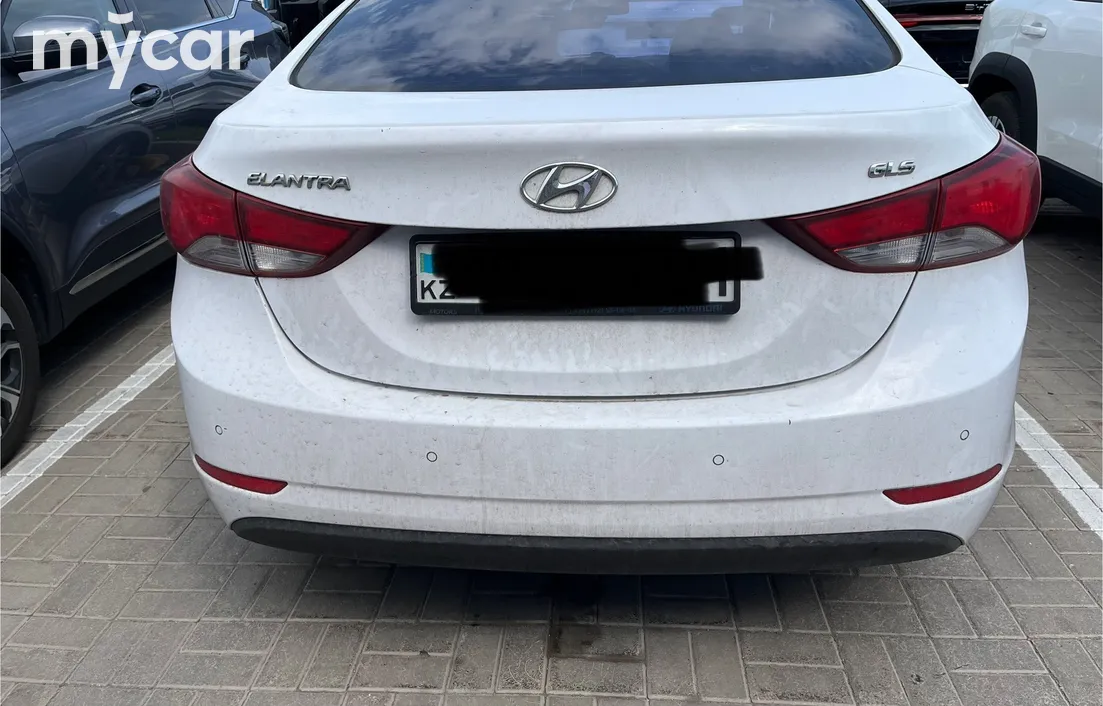 Hyundai Elantra 2013