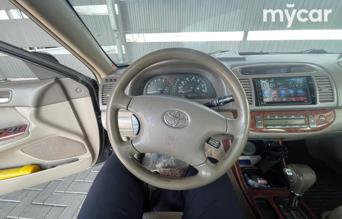 Toyota Camry 2004