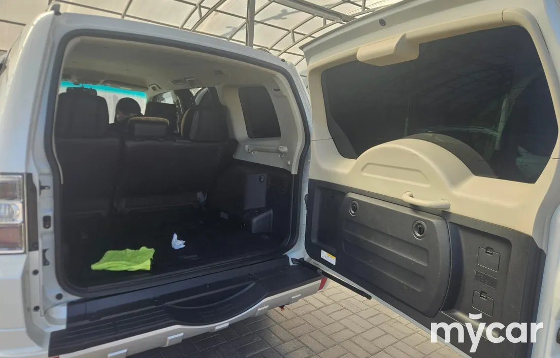 Mitsubishi Pajero 2015