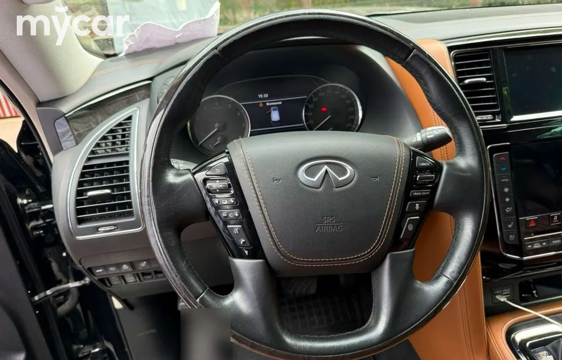 Infiniti QX80 2021