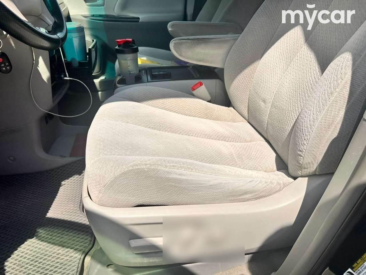 Toyota Sienna 2014