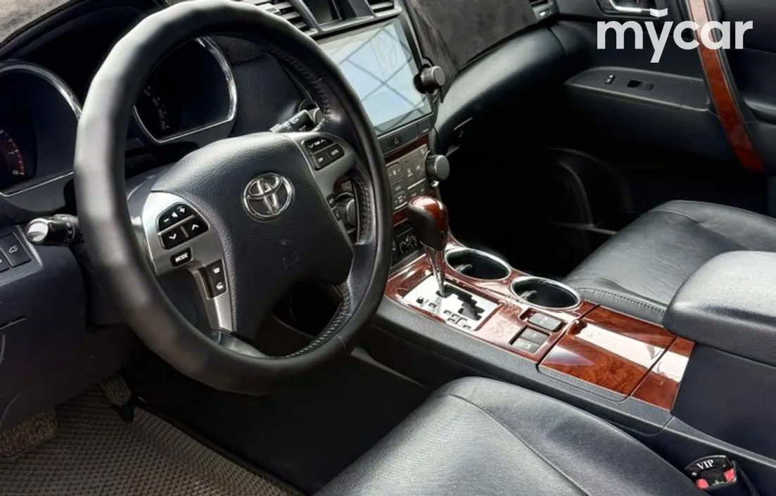 Toyota Highlander 2013