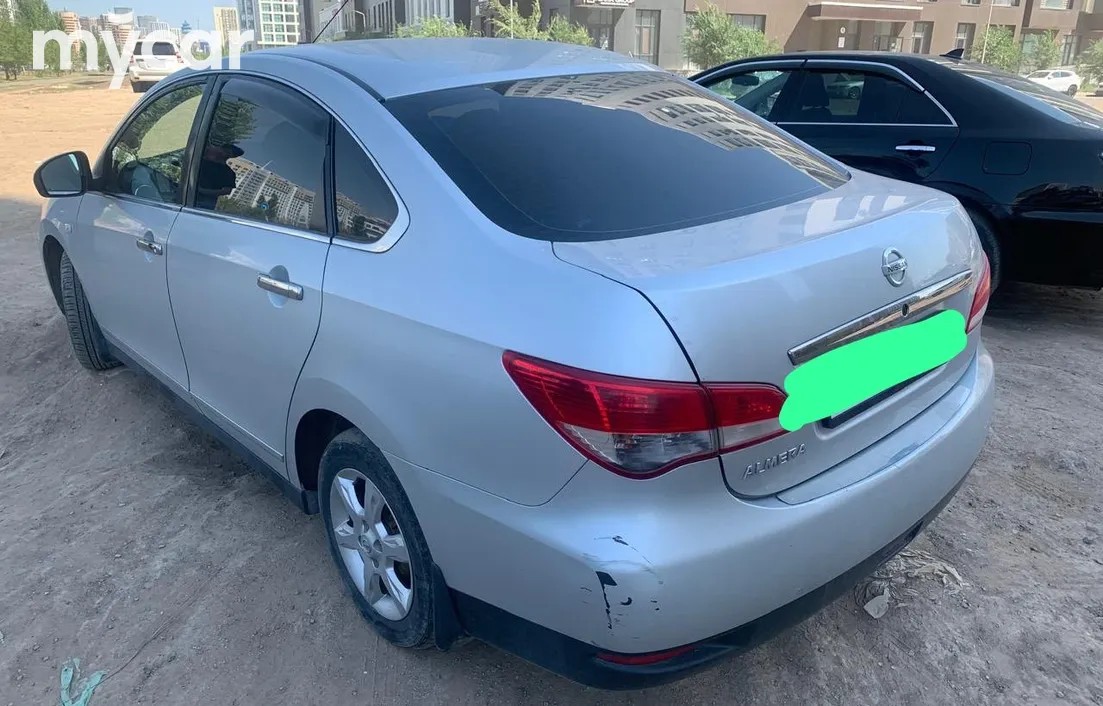 Nissan Almera 2014