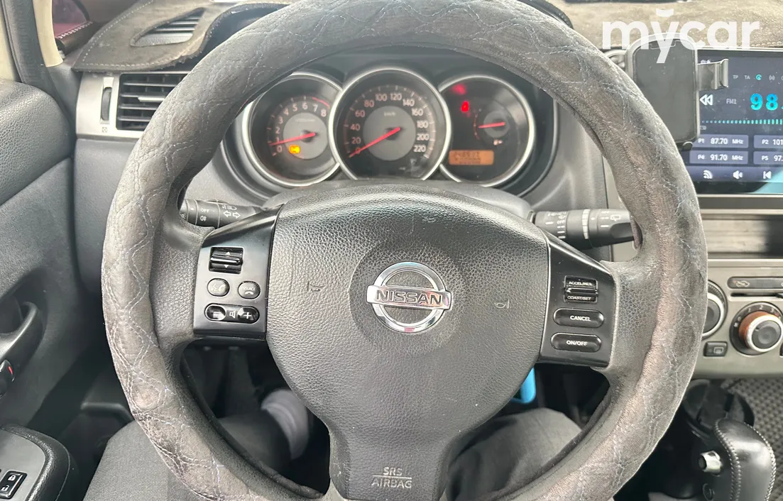 Nissan Tiida 2007