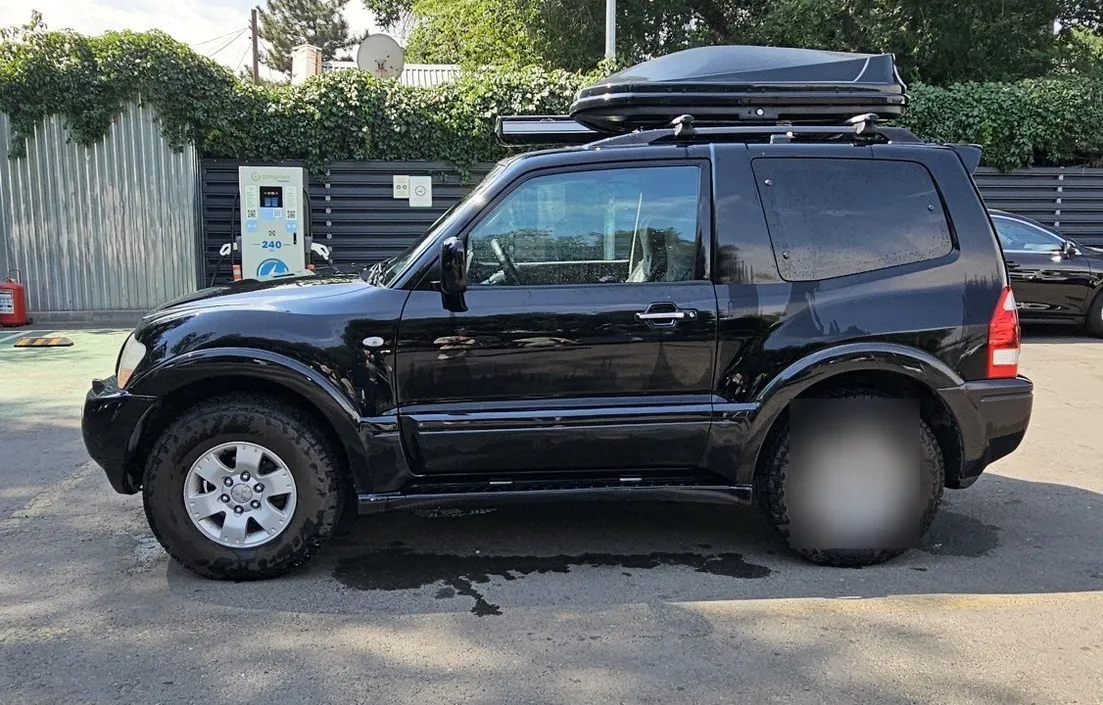 Mitsubishi Pajero 2006