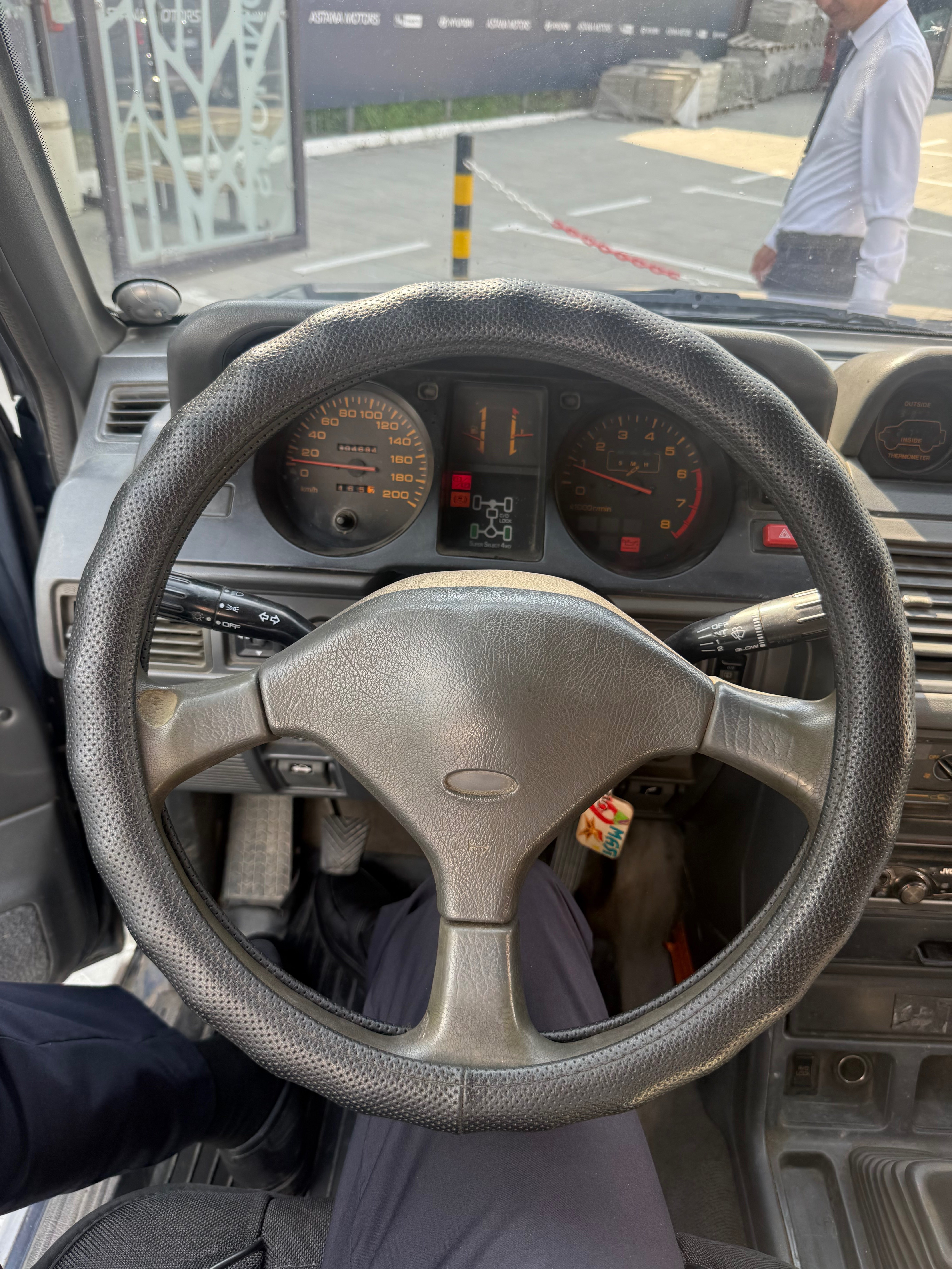 Mitsubishi Pajero 1992