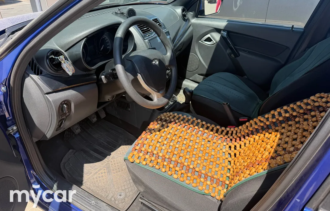 LADA Granta 2025