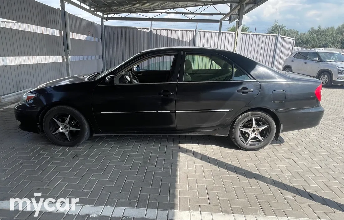 Toyota Camry 2004