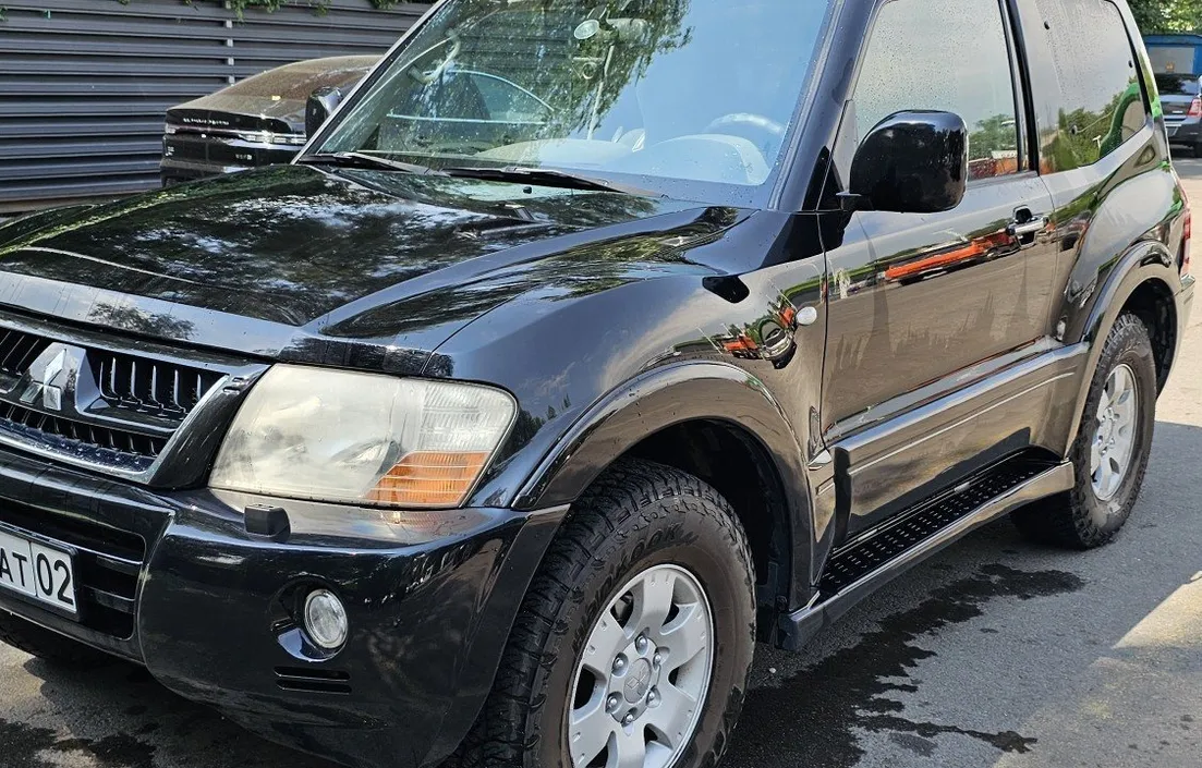 Mitsubishi Pajero 2006