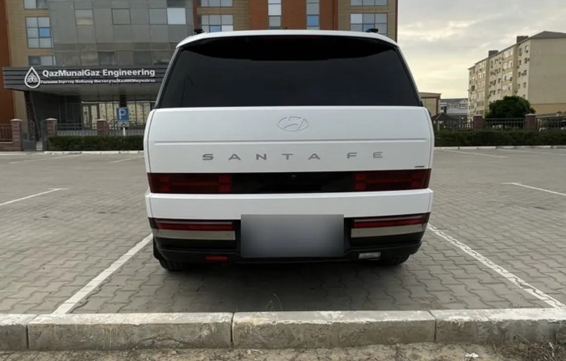 Hyundai Santa Fe 2025