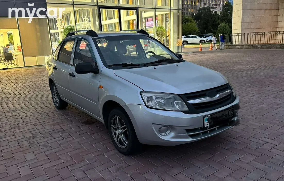 LADA Granta 2012