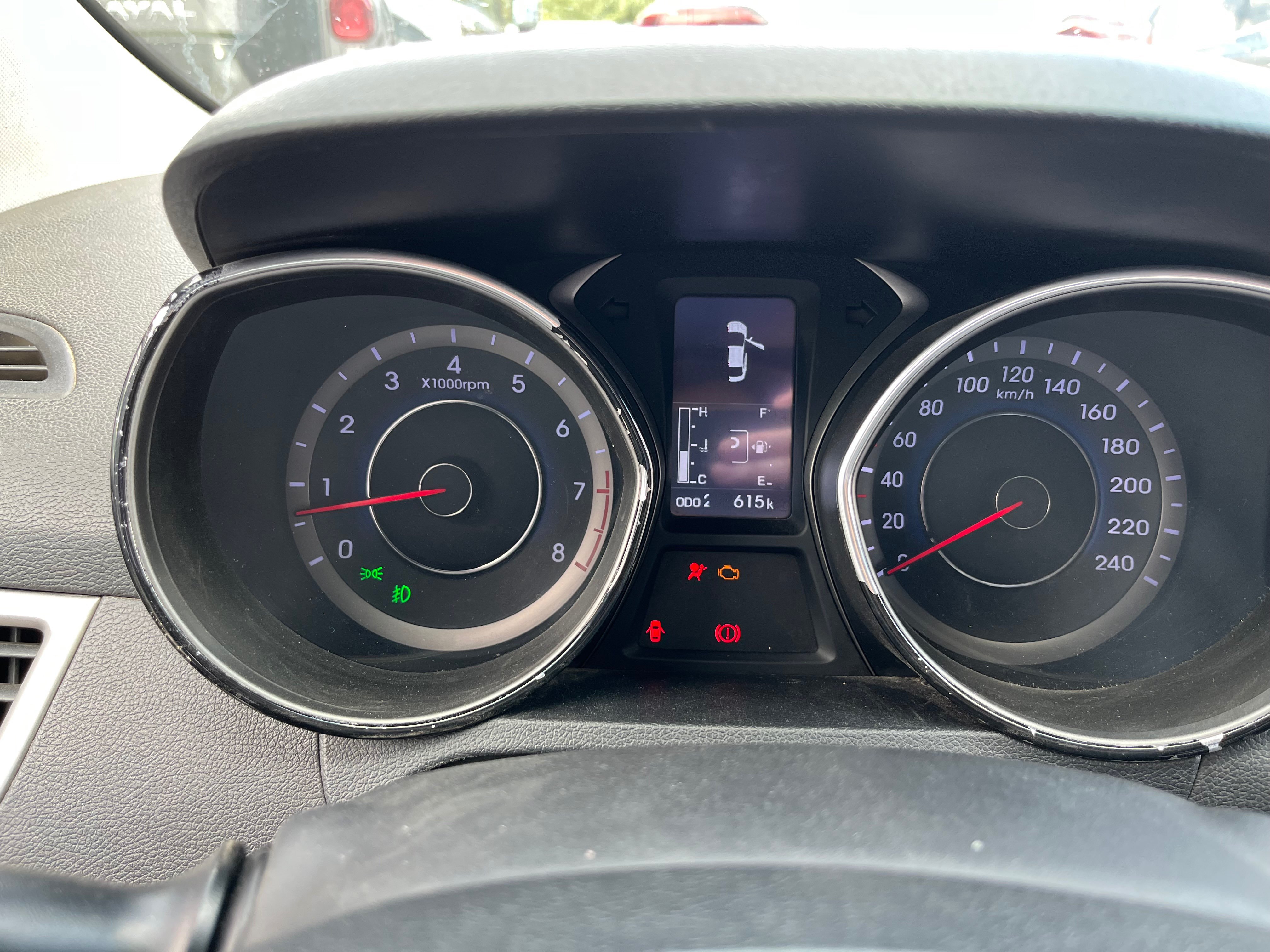 Hyundai Elantra 2013