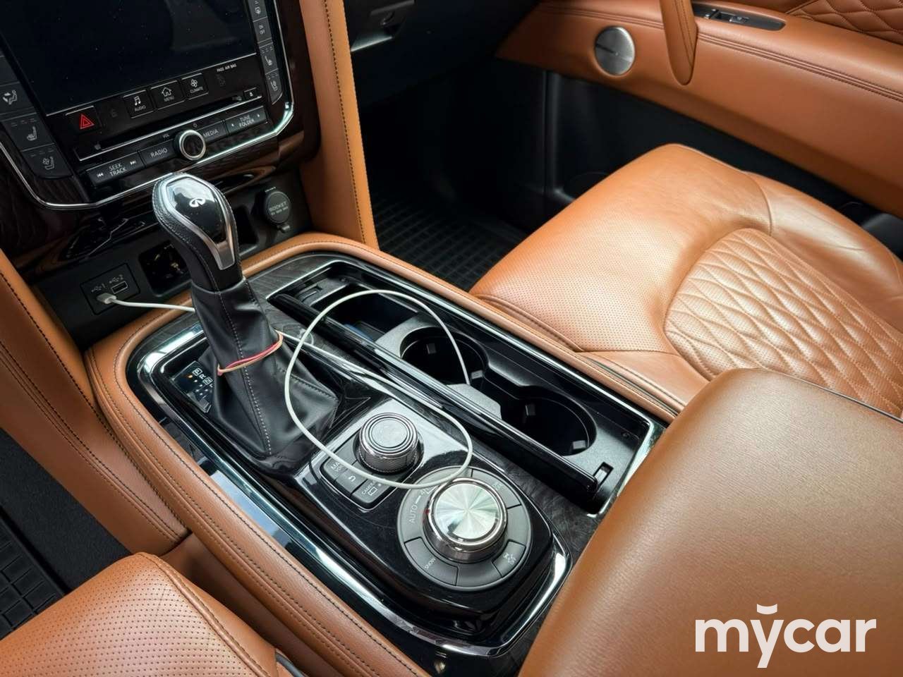 Infiniti QX80 2021