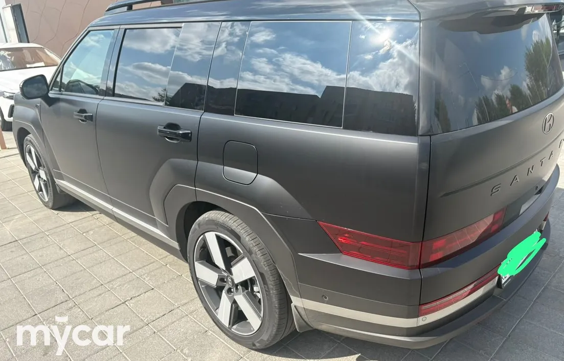 Hyundai Santa Fe 2025