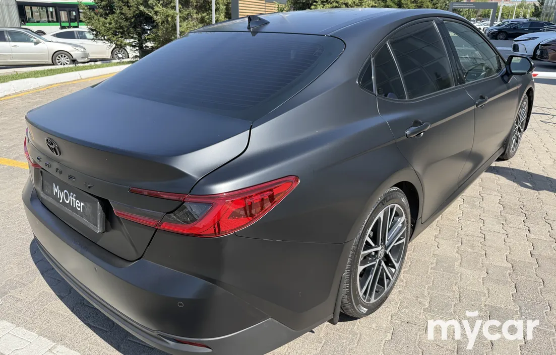 Toyota Camry 2024