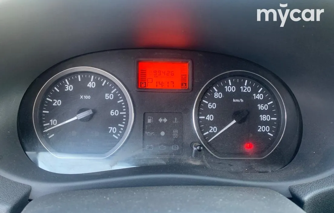 Nissan Almera 2014