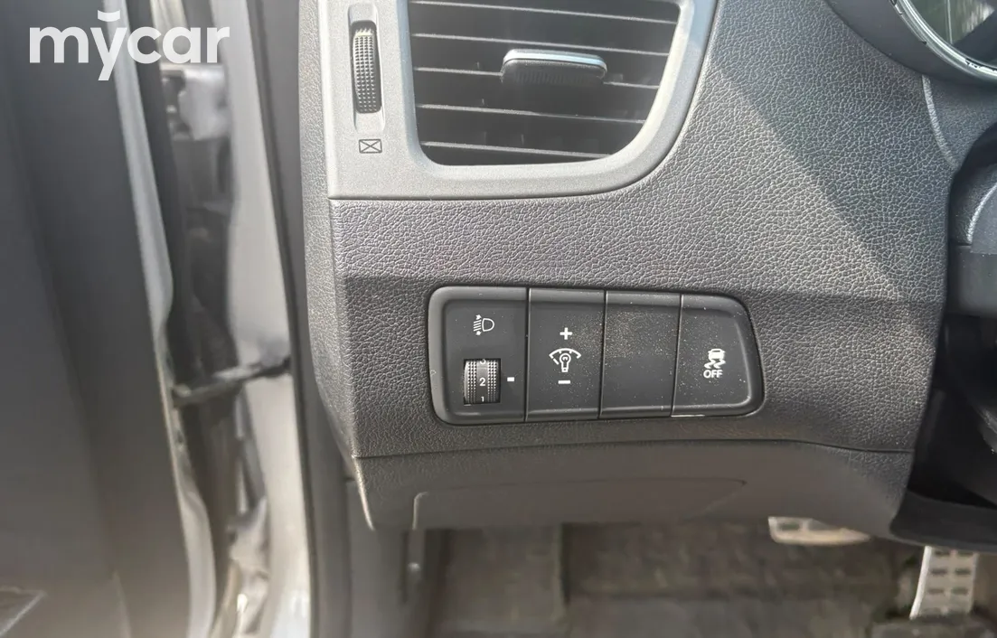 Hyundai Elantra 2014