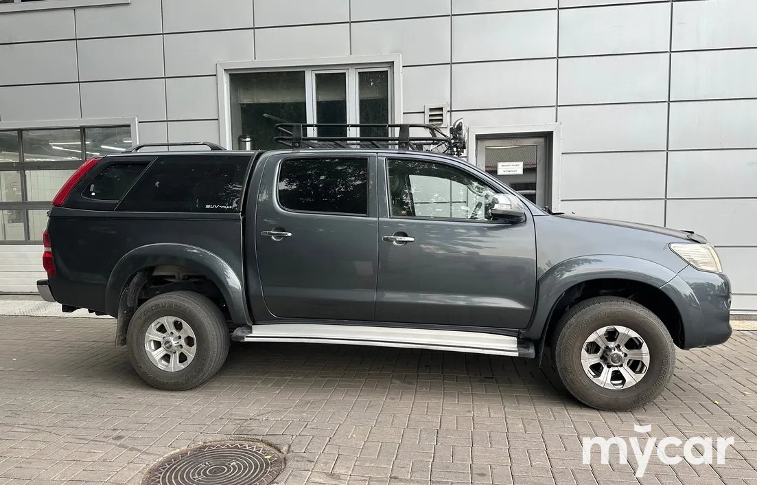 Toyota Hilux 2013