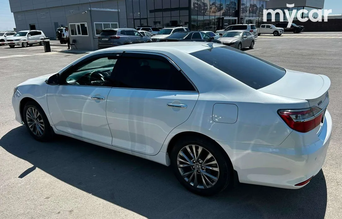 Toyota Camry 2014