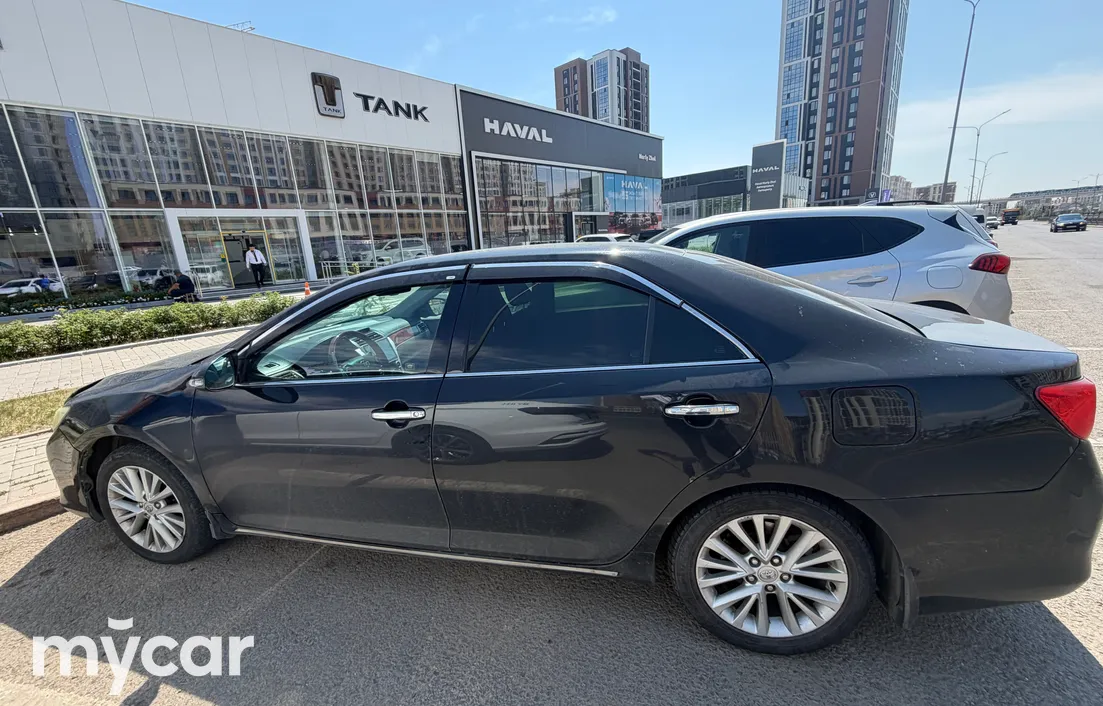 Toyota Camry 2013