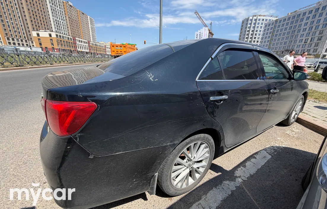 Toyota Camry 2013