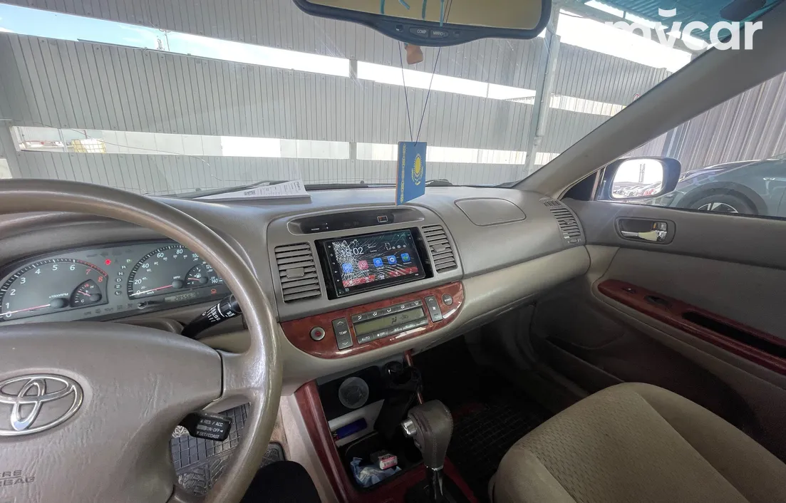 Toyota Camry 2004