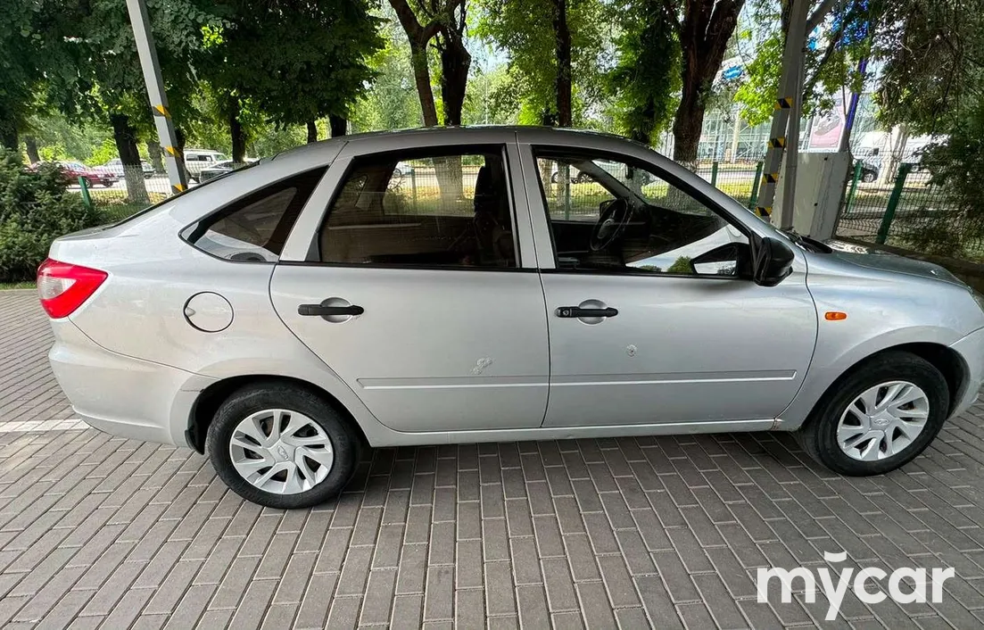 LADA Granta 2015