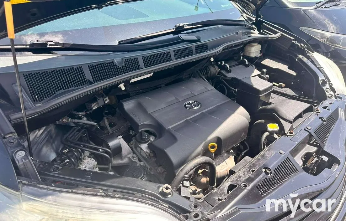 Toyota Sienna 2014