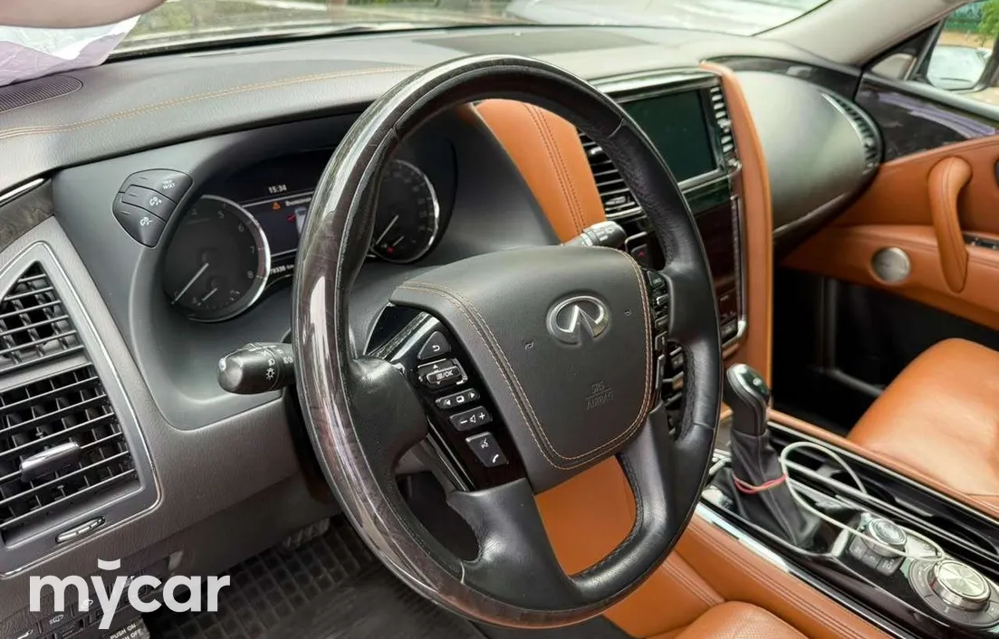 Infiniti QX80 2021