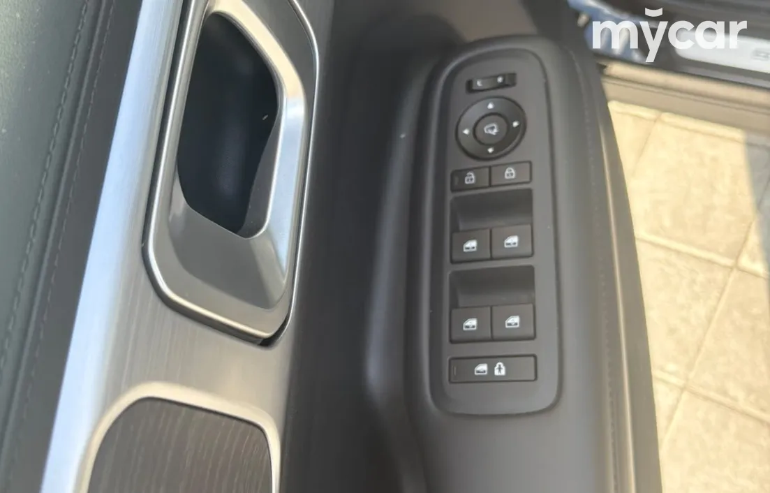 Hyundai Santa Fe 2025