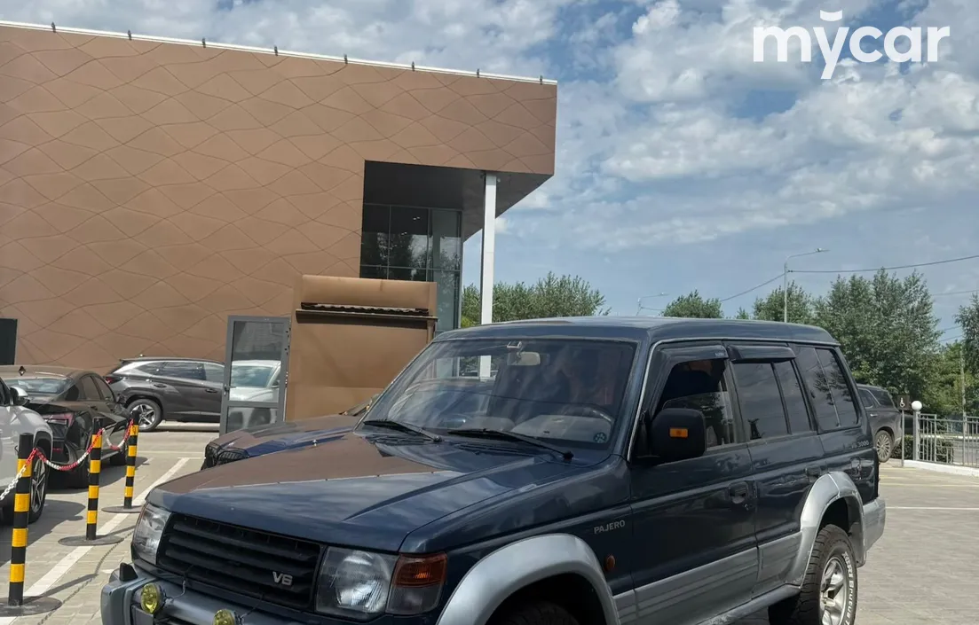 Mitsubishi Pajero 1992