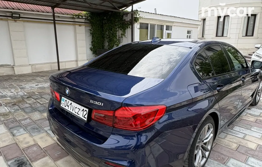 BMW 5 серия 2019