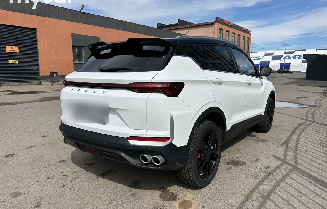 Geely Coolray 2025