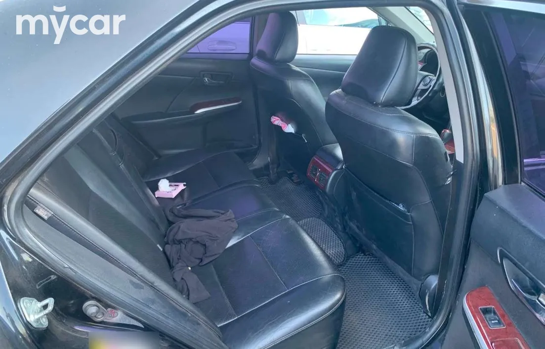 Toyota Camry 2011