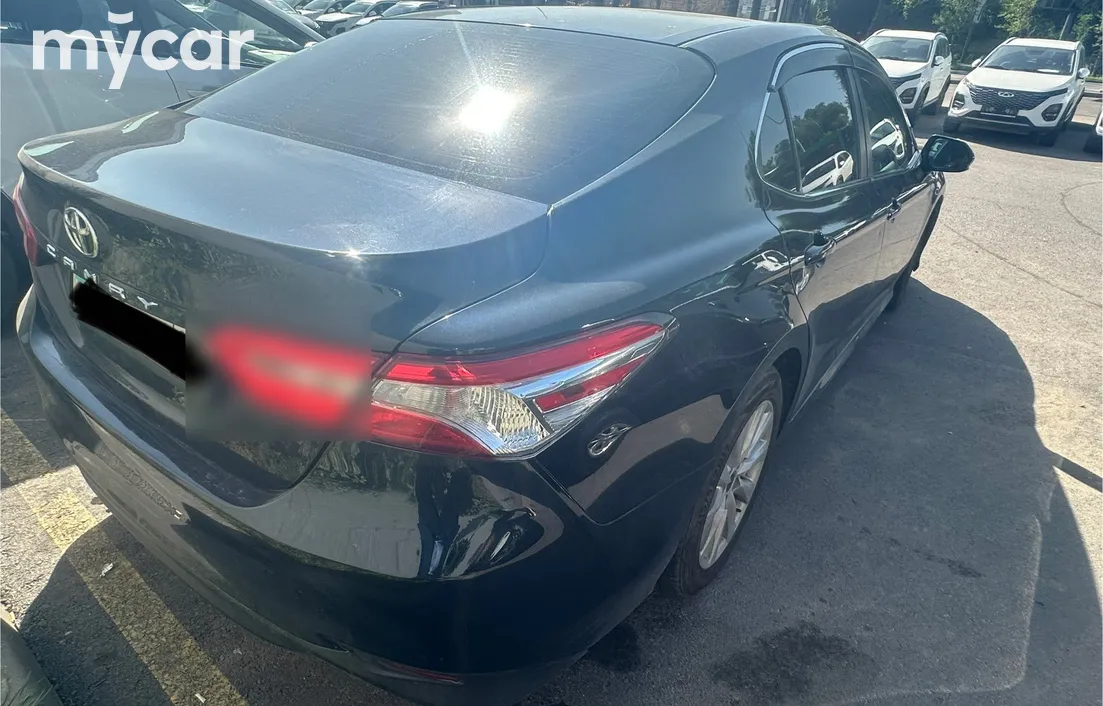 Toyota Camry 2017