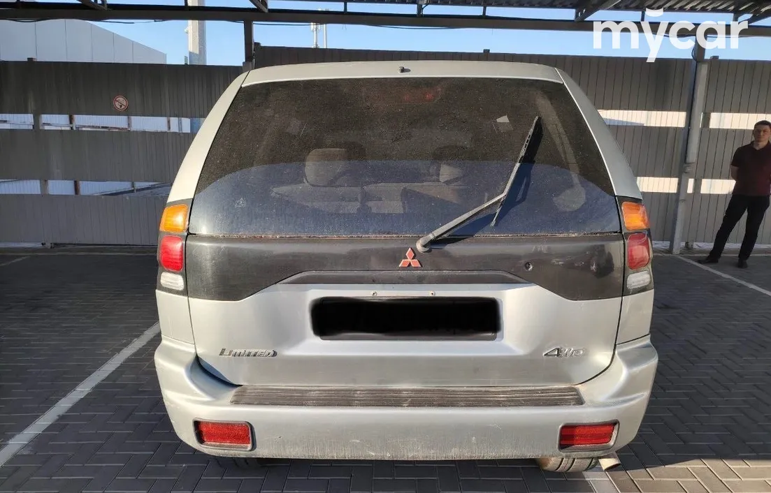 Mitsubishi Montero Sport 2000