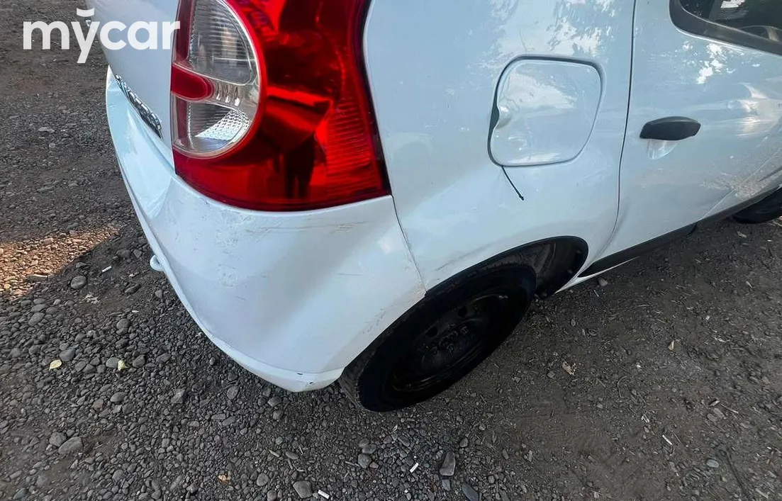 Renault Sandero 2012