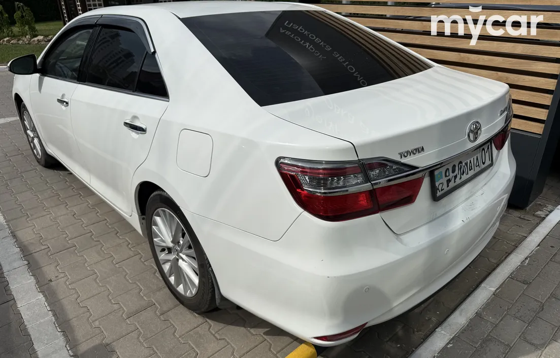 Toyota Camry 2015