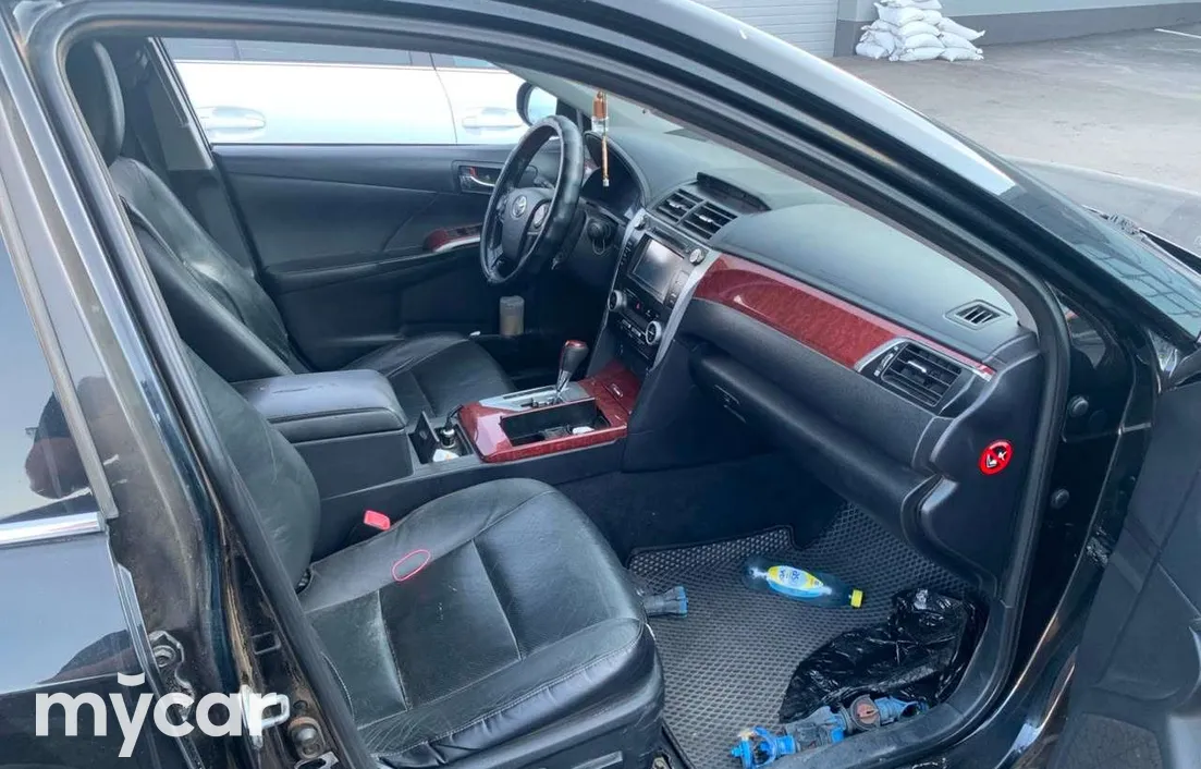 Toyota Camry 2011
