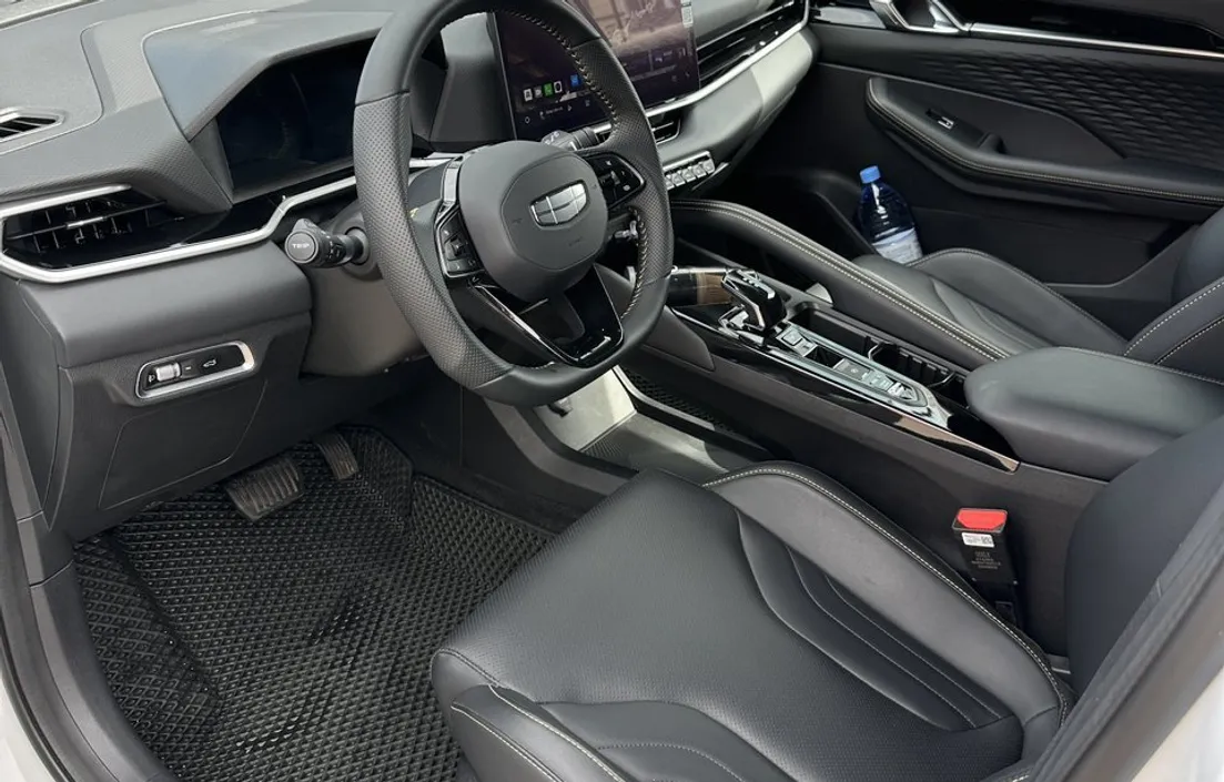 Geely Coolray 2025