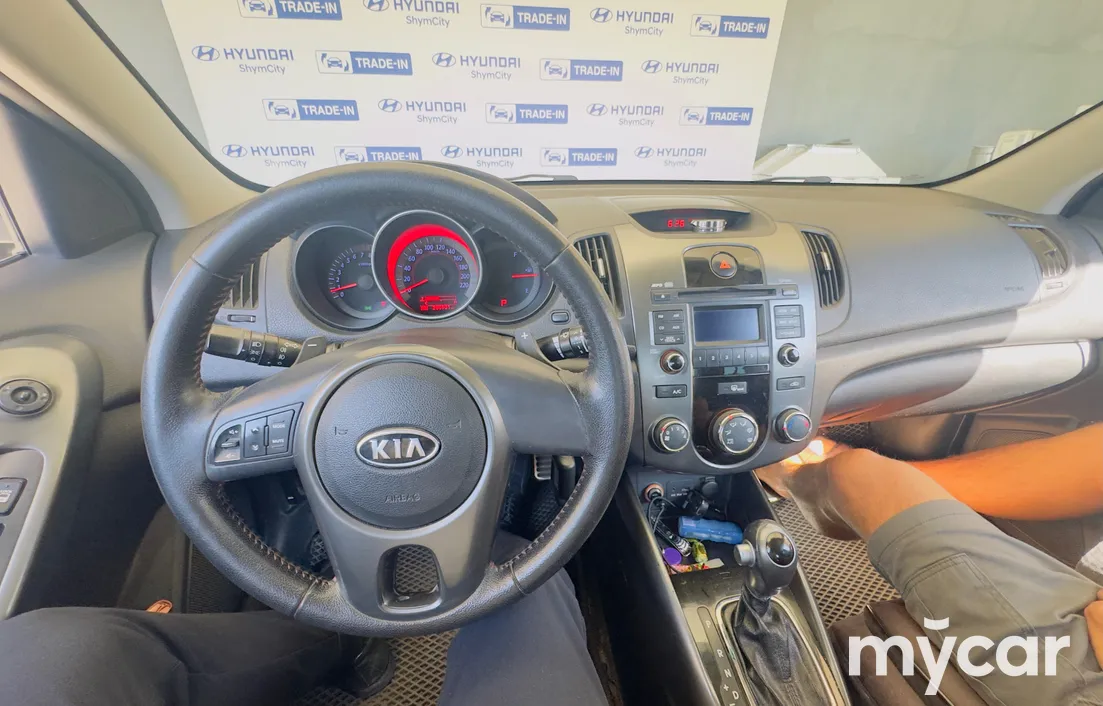 Kia Cerato 2012